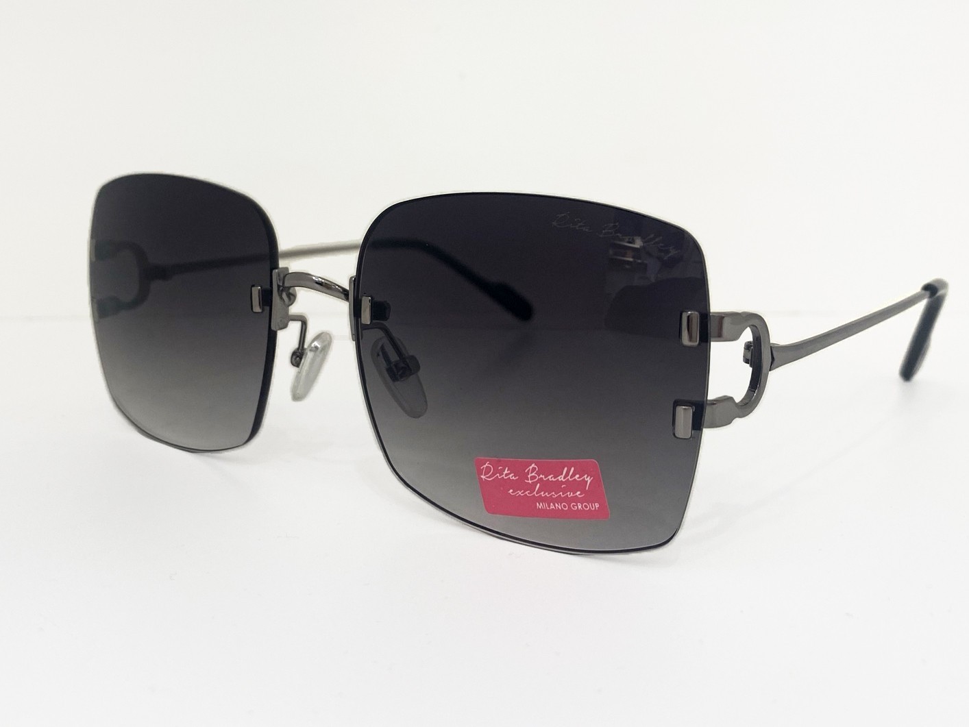 

Солнцезащитные очки Rita Bradley RB3149 col.02