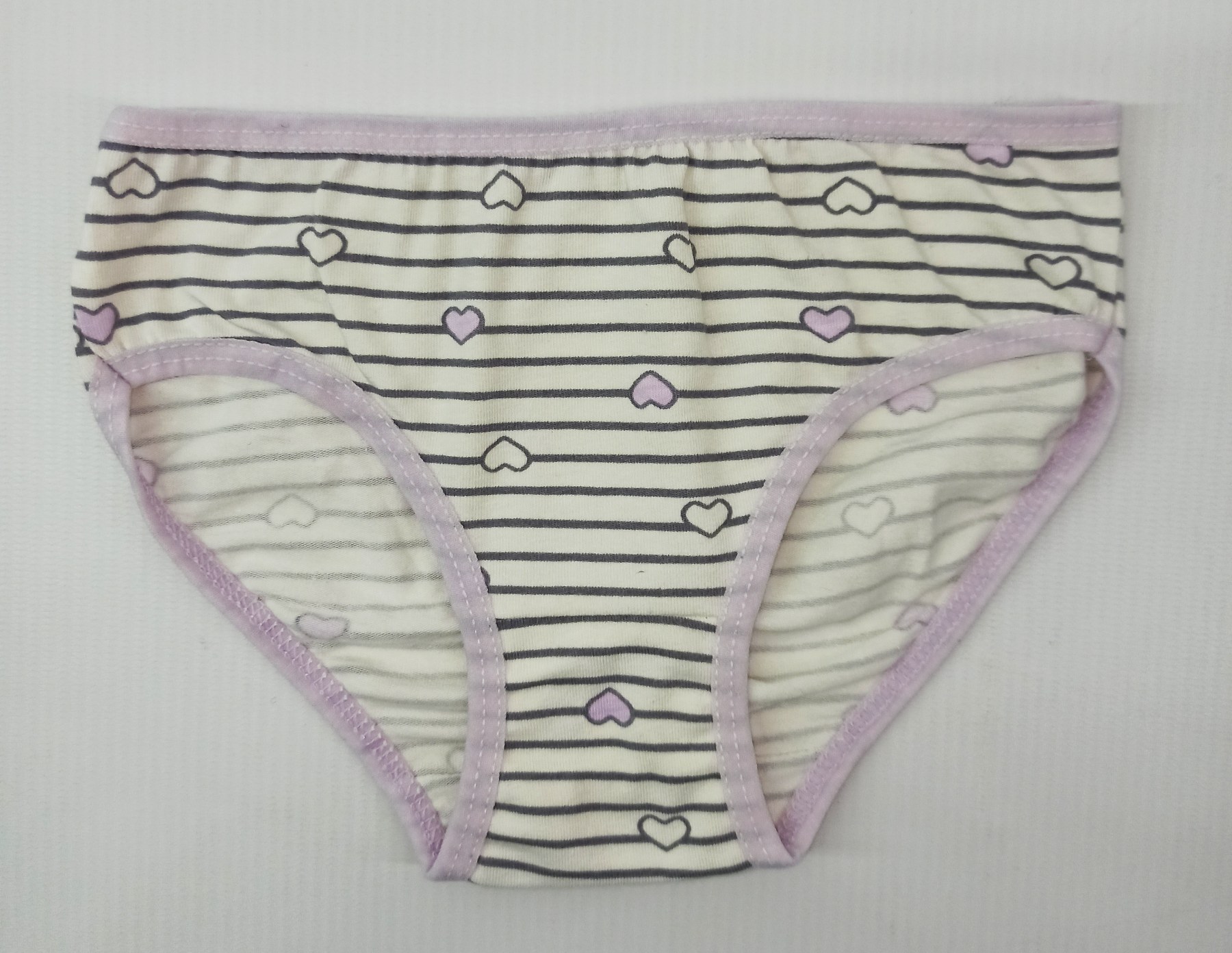 

Трусы Donella 41477 86-92см(р) молочный с сиреневым