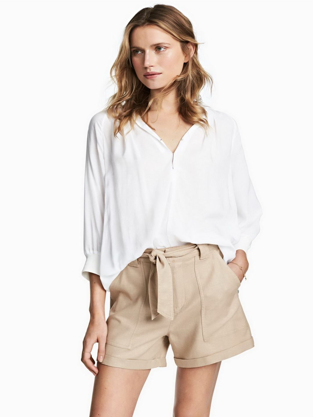 

Блузка H&M 0500827-5  Белая, Блузка H&M 0500827-5 32 Белая