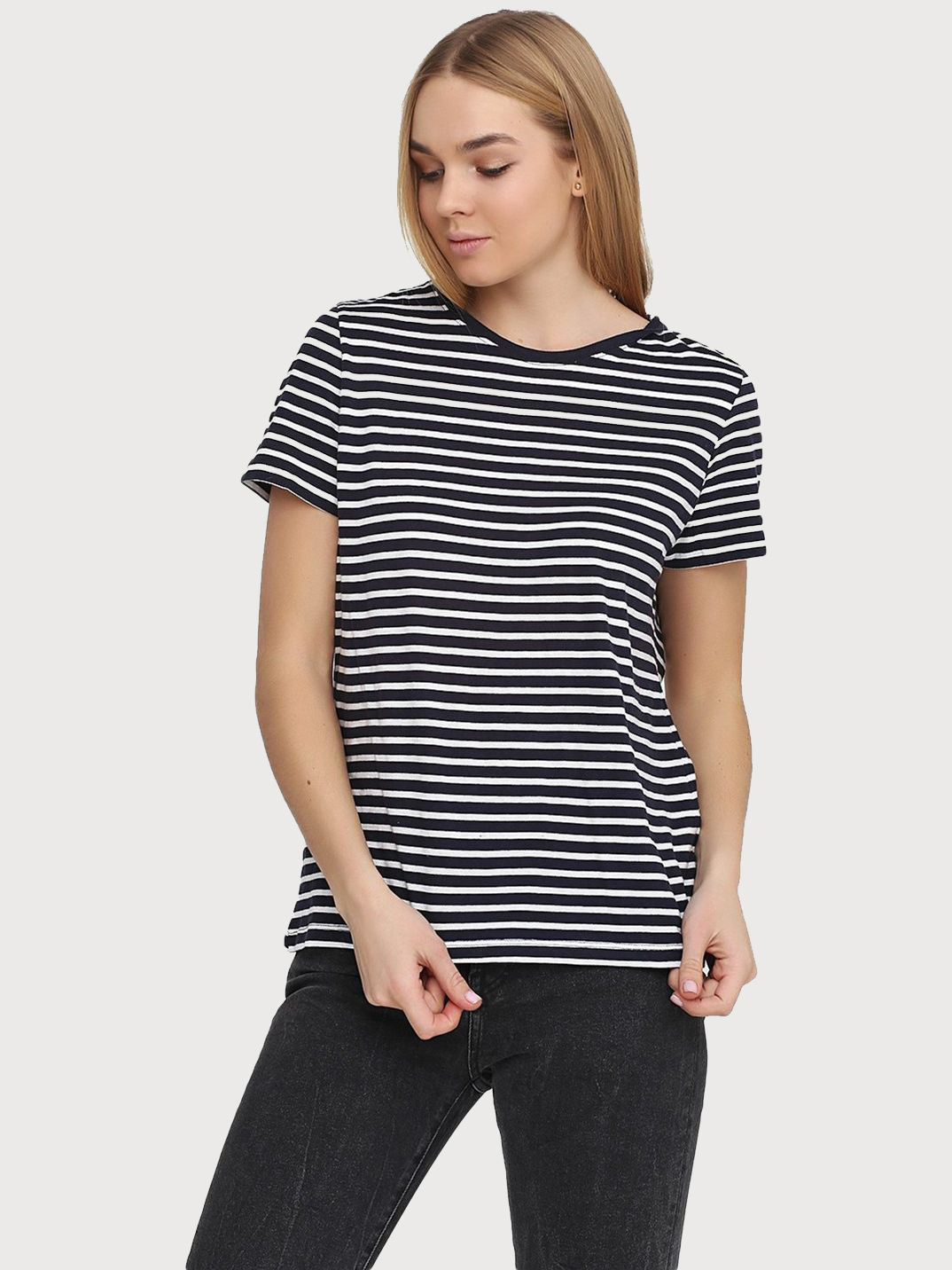 

Футболка H&M 0311160-4 S Черная