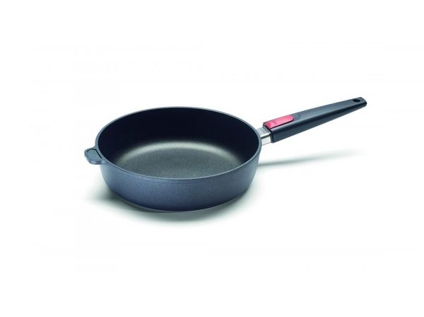 

Сотейник 26*7 см Nowo Titanium Induktion WOLL