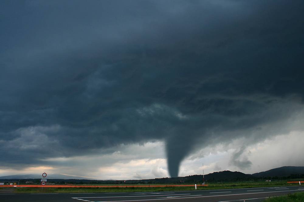 

Картина на холсте LaPrint Ураган 120х80 см