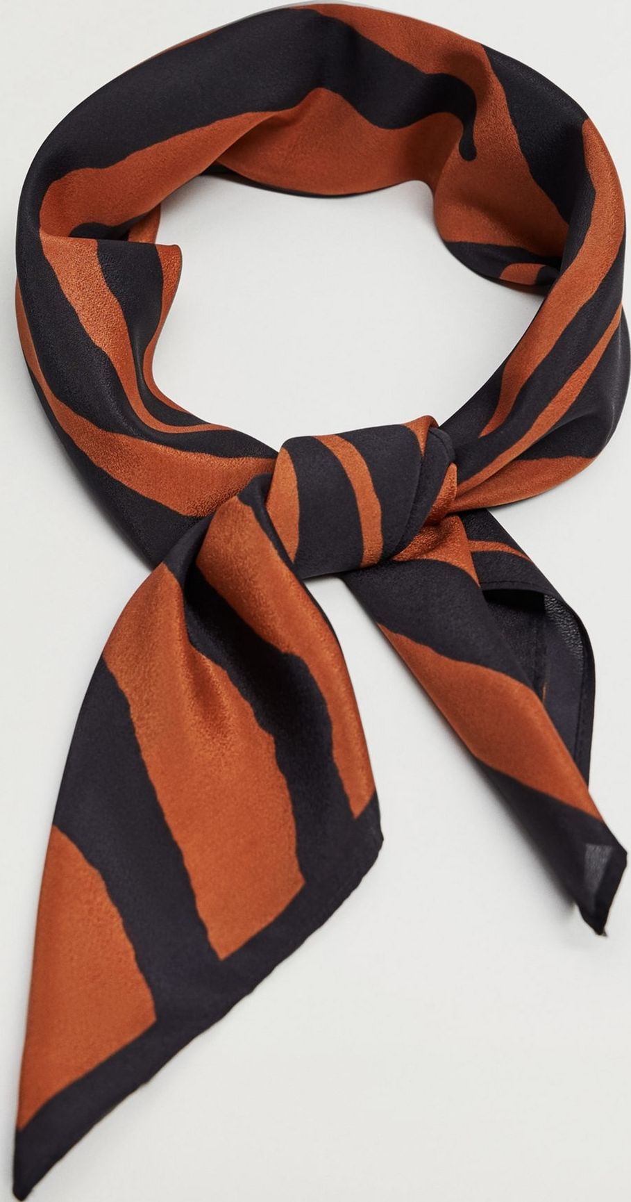 

Платок Mango 87040057-99
