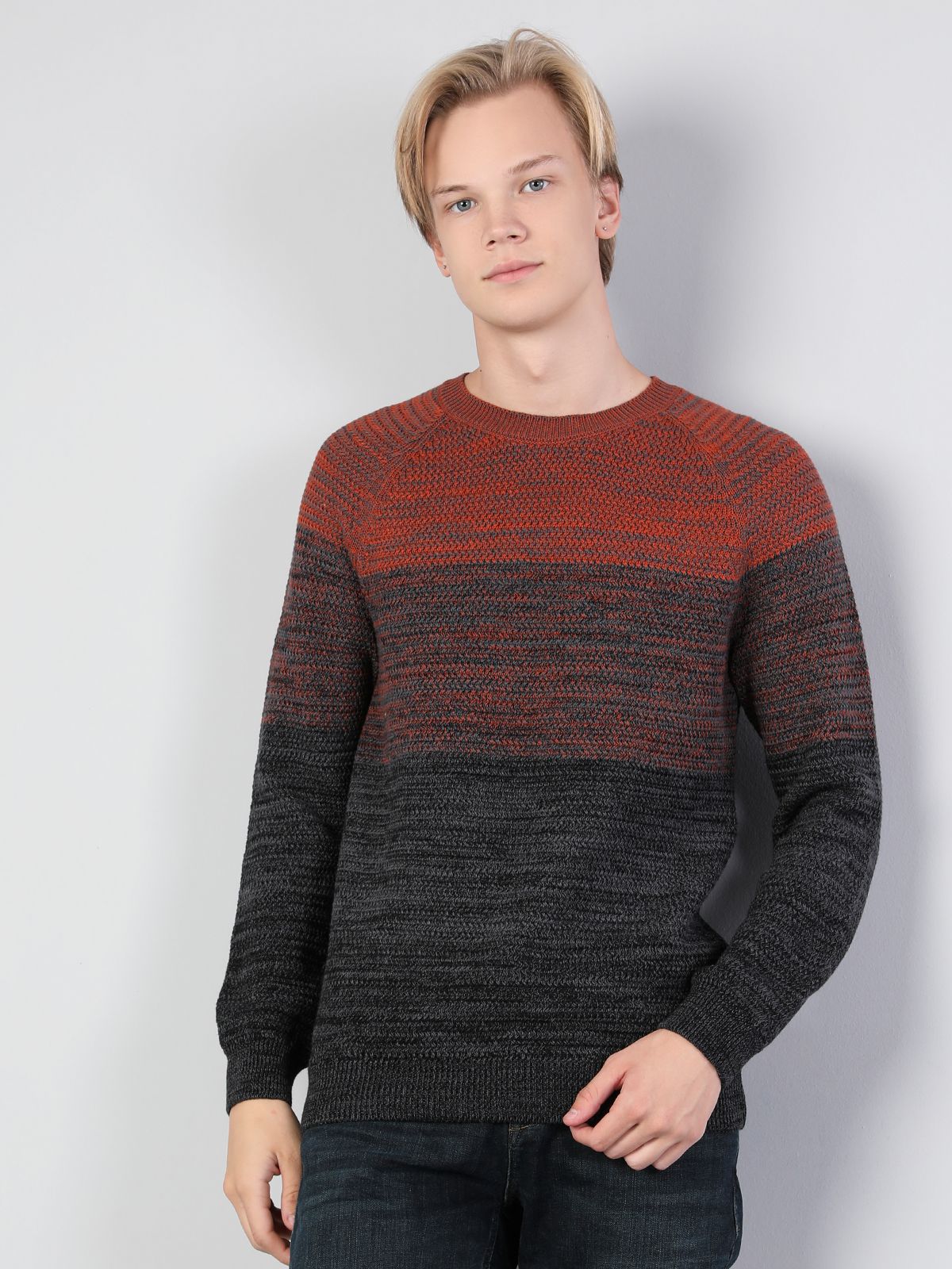 

Джемпер Colin' CL1044354BCM, Джемпер Colin's CL1044354BCM S