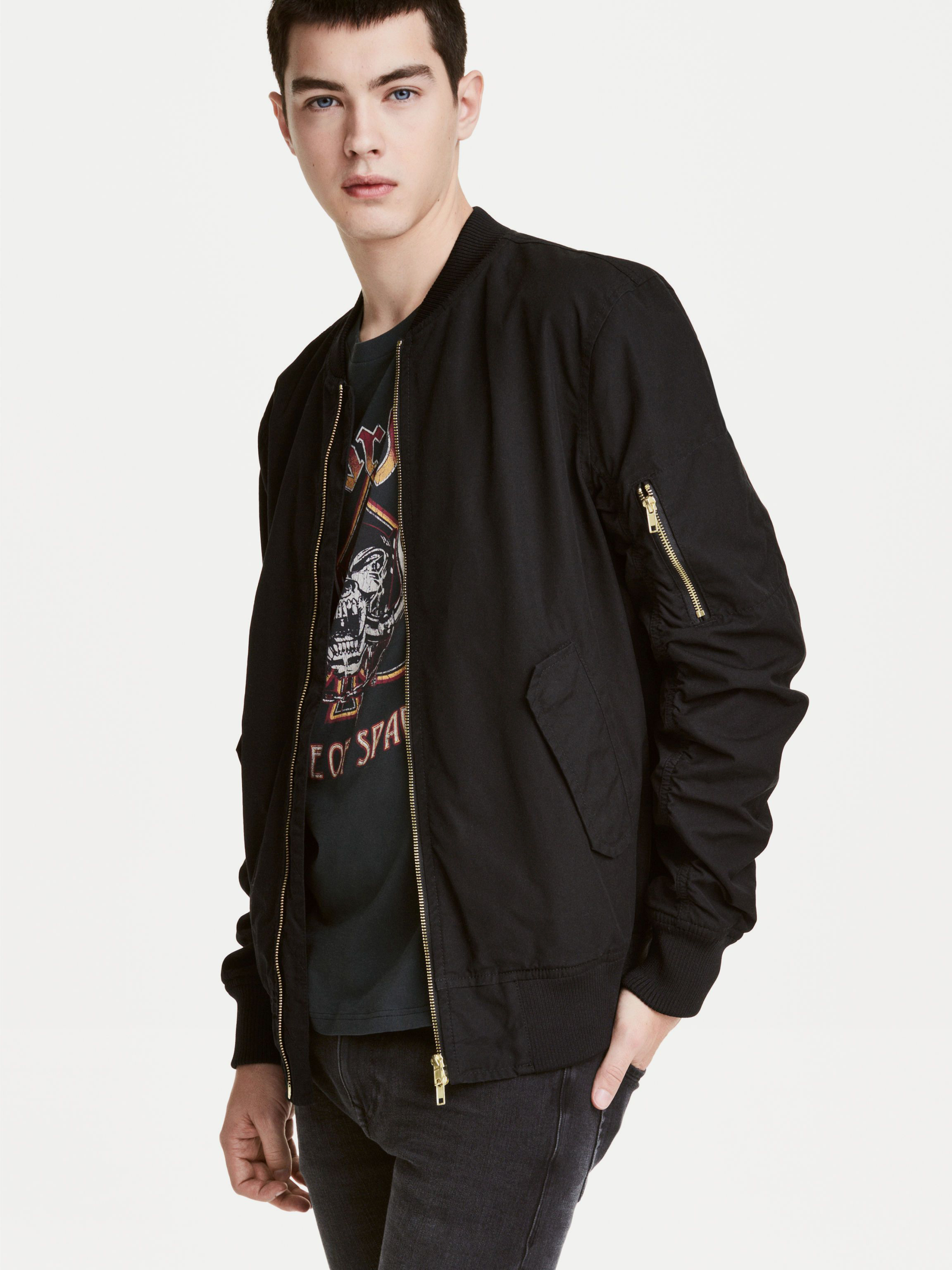

Бомбер H&M 3395125-AAAD XS Черный