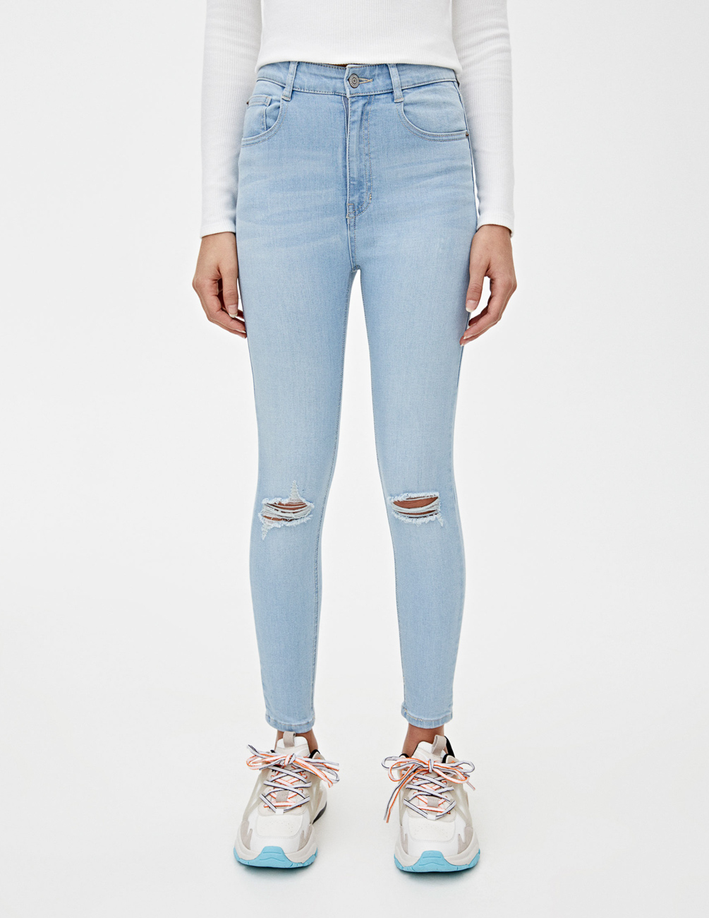 

Джинсы PULL & BEAR Ж1056208 (5683/312/406) цвет голубой XXS