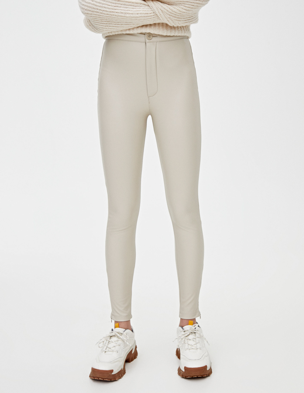 

Брюки PULL & BEAR Ж1056445 (9671/341/711) цвет бежевый M