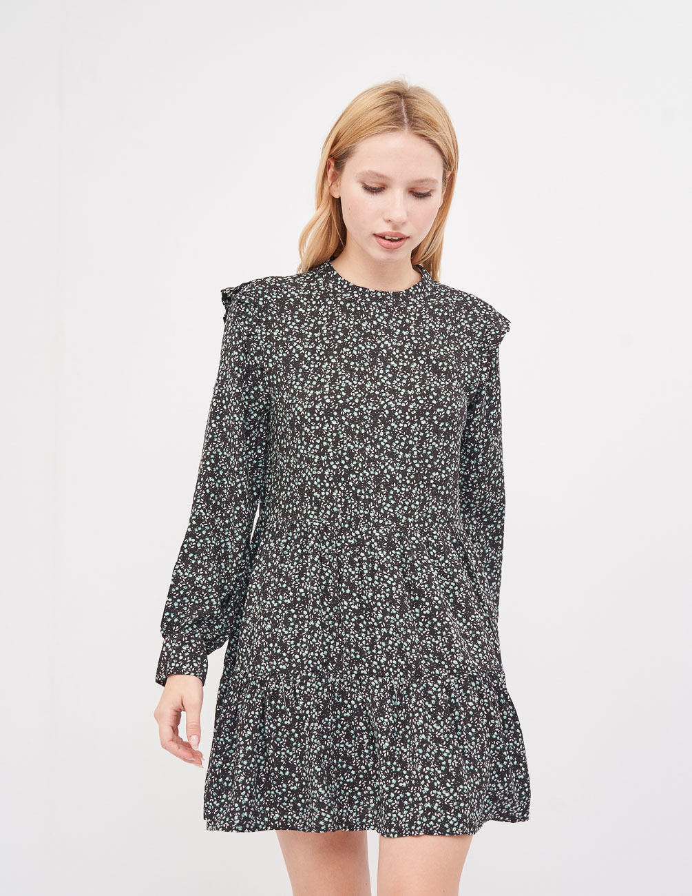 

Платье PULL & BEAR Ж1056070 (5390/331/800) цвет черный L