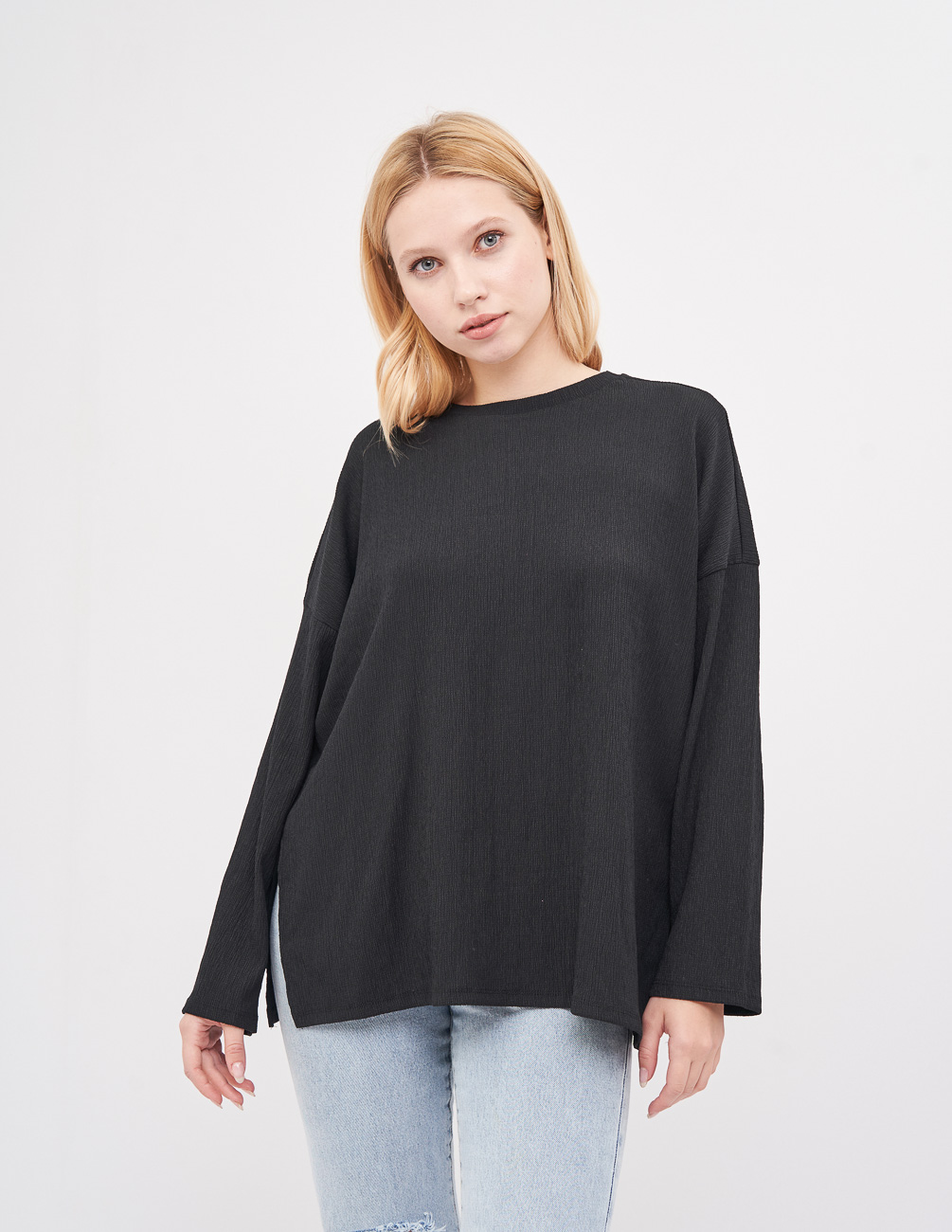 

Лонгслив PULL & BEAR Ж1056056 (9245/375/800) цвет черный M