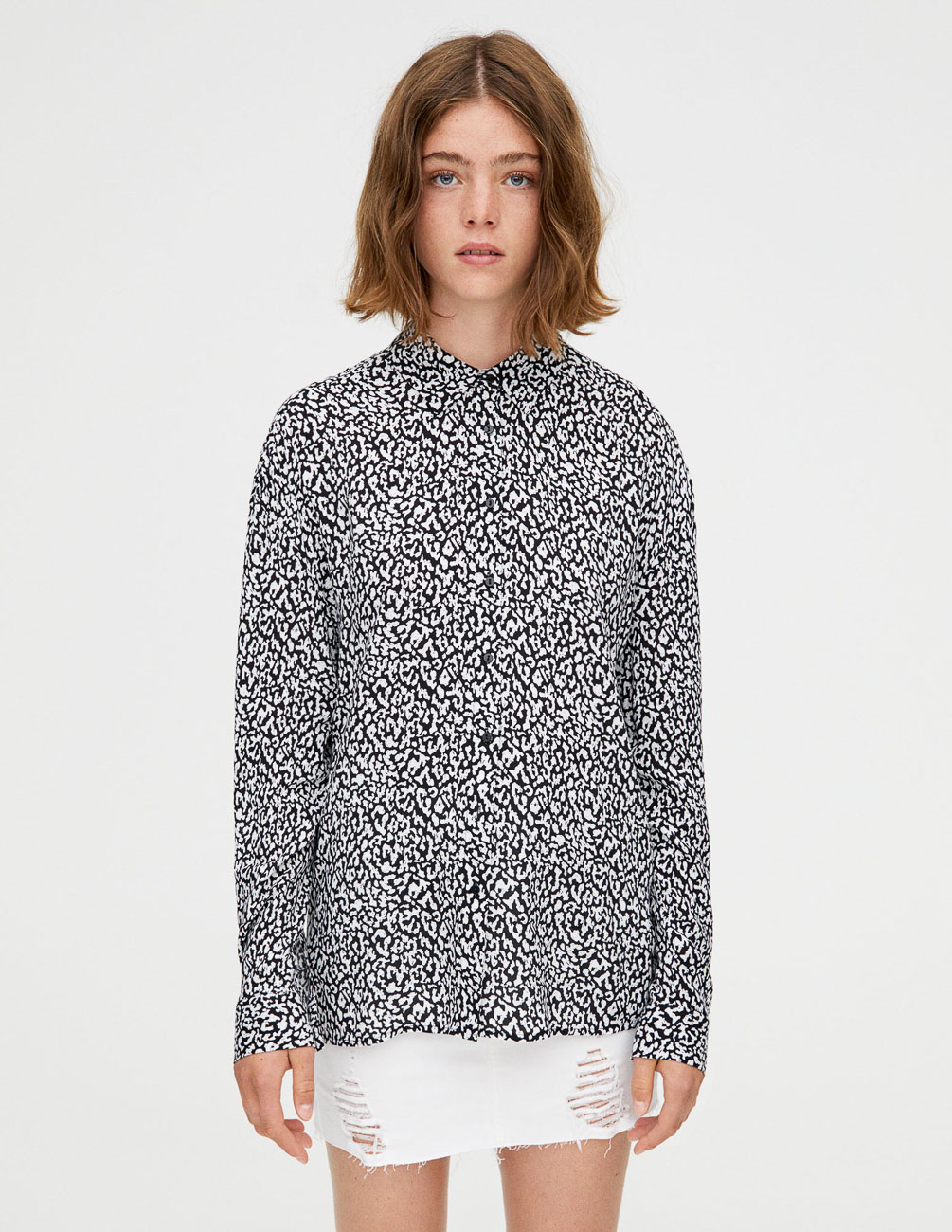 

Рубашка PULL & BEAR Ж1056376 (5470/339/800) цвет черный-белый S