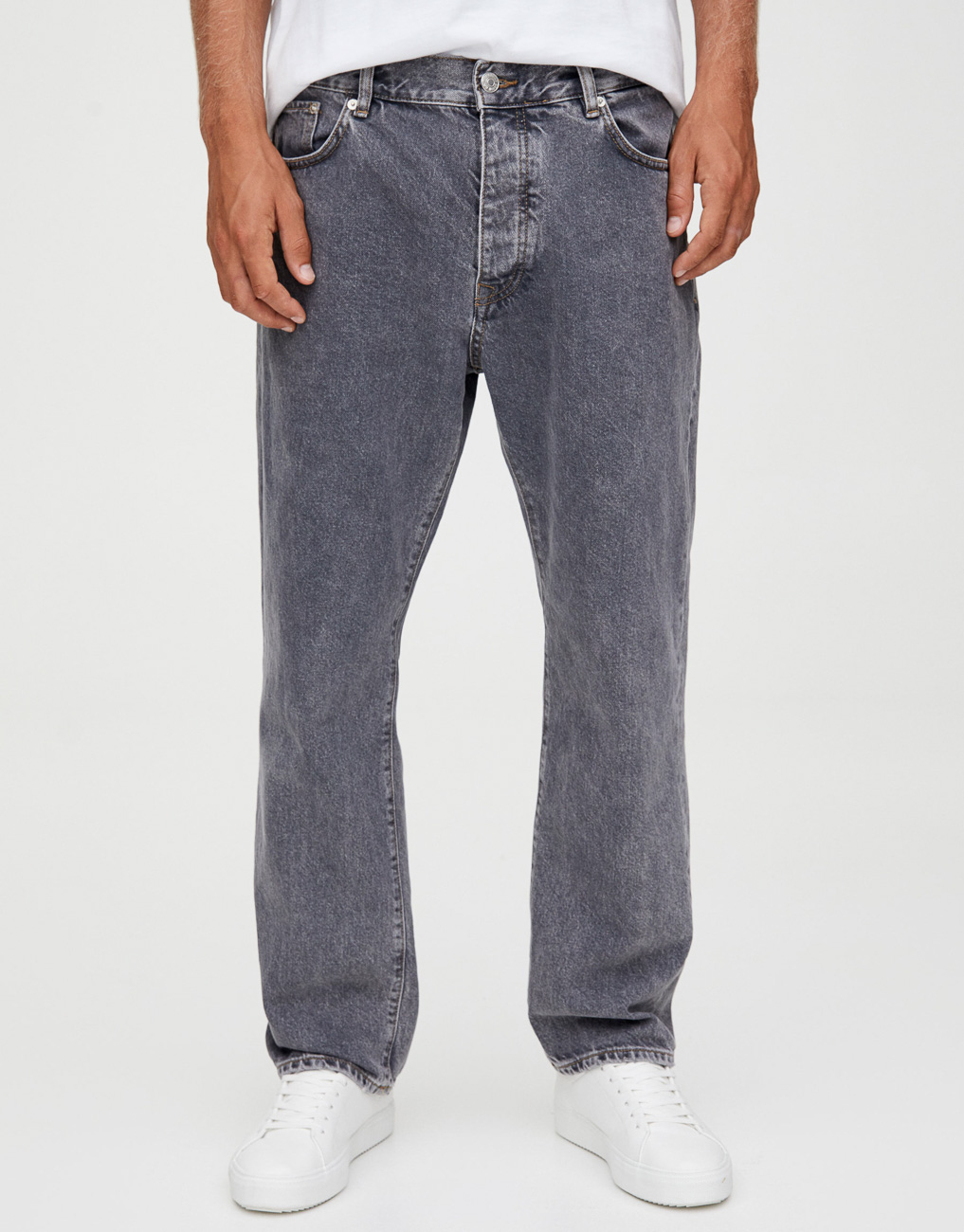 

Джинсы PULL & BEAR М0107597 (9684/507/922) цвет серый 36