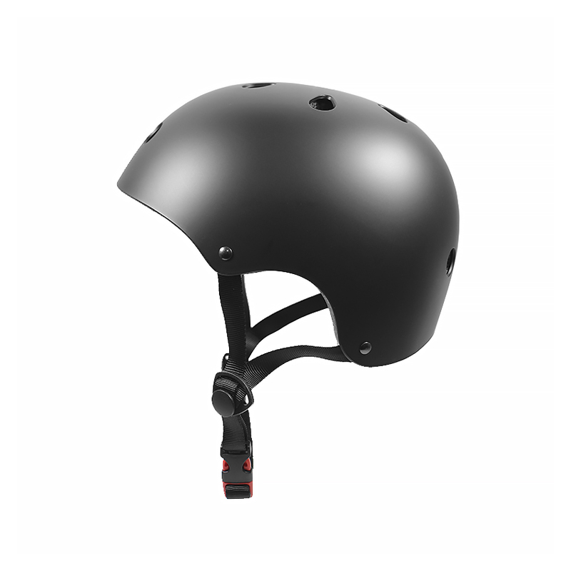 

Защитный шлем для катания на роликовых коньках скейтборде Helmet T-005 Black S