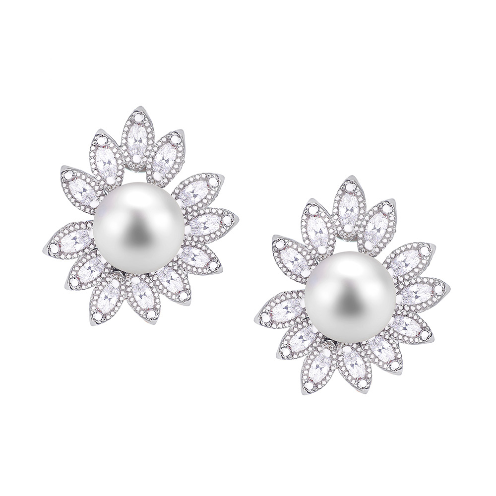 

Серьги Жемчужный бант DiaDemaGrand Серебряный с белым жемчугом (082427-15-2)
