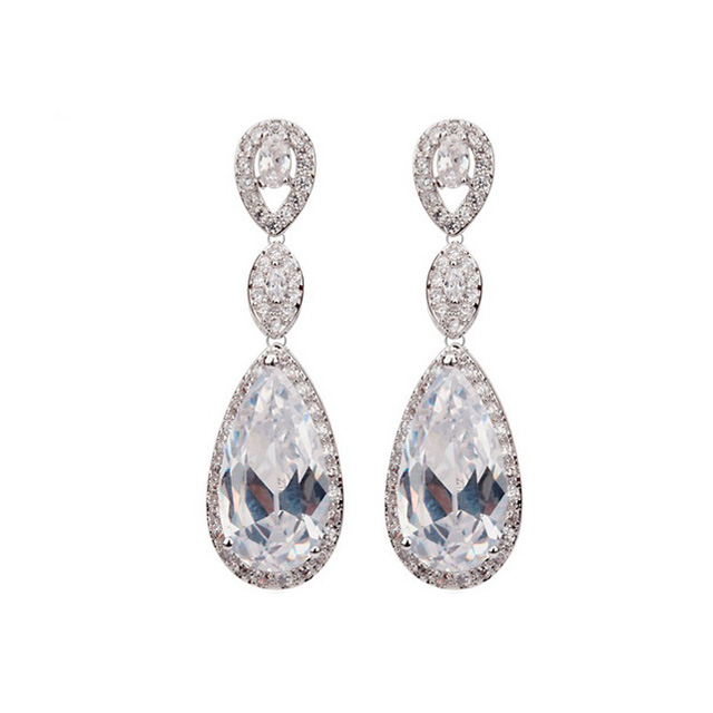 

Серьги Грушевидные DiaDemaGrand Серебряный с белым камнем (srkt0410403-15-2)