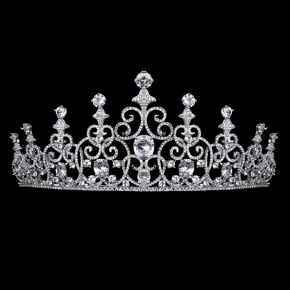 

Диадема Торжественная DiaDemaGrand Серебряный с белым камнем (041691-15-2)