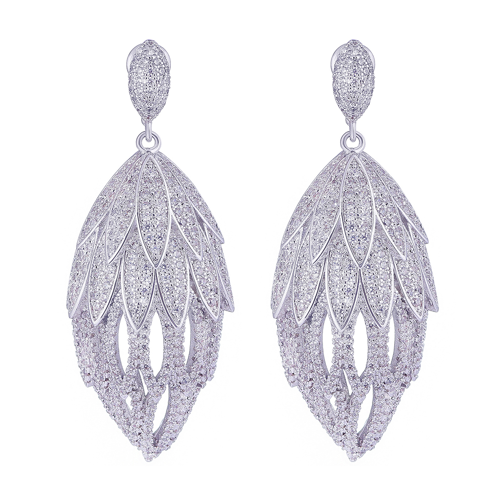 

Серьги Хрустальные DiaDemaGrand Серебряный с белым камнем (seus0531209-15-2)