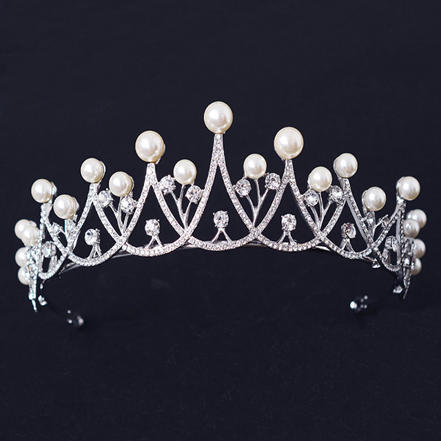 

Диадема Лучезарная DiaDemaGrand Серебряный с белым жемчугом (021729-15-2)