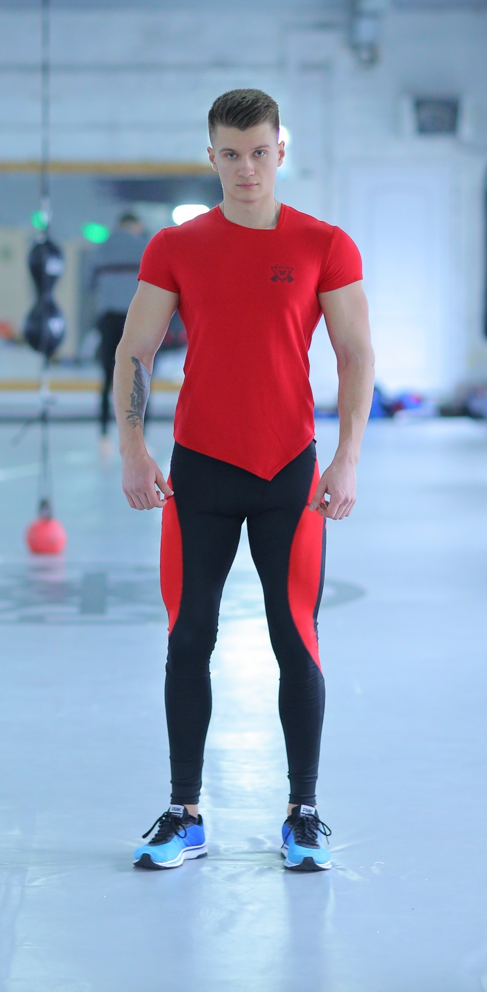 

Спортивная мужская футболка Splay red FitU XL Красная