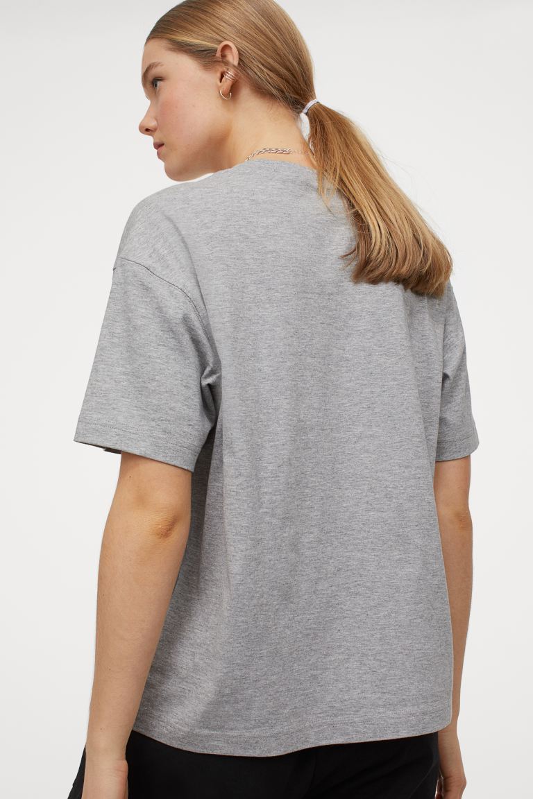 

Широкая футболка из хлопка H&M XL Светло-серый меланж