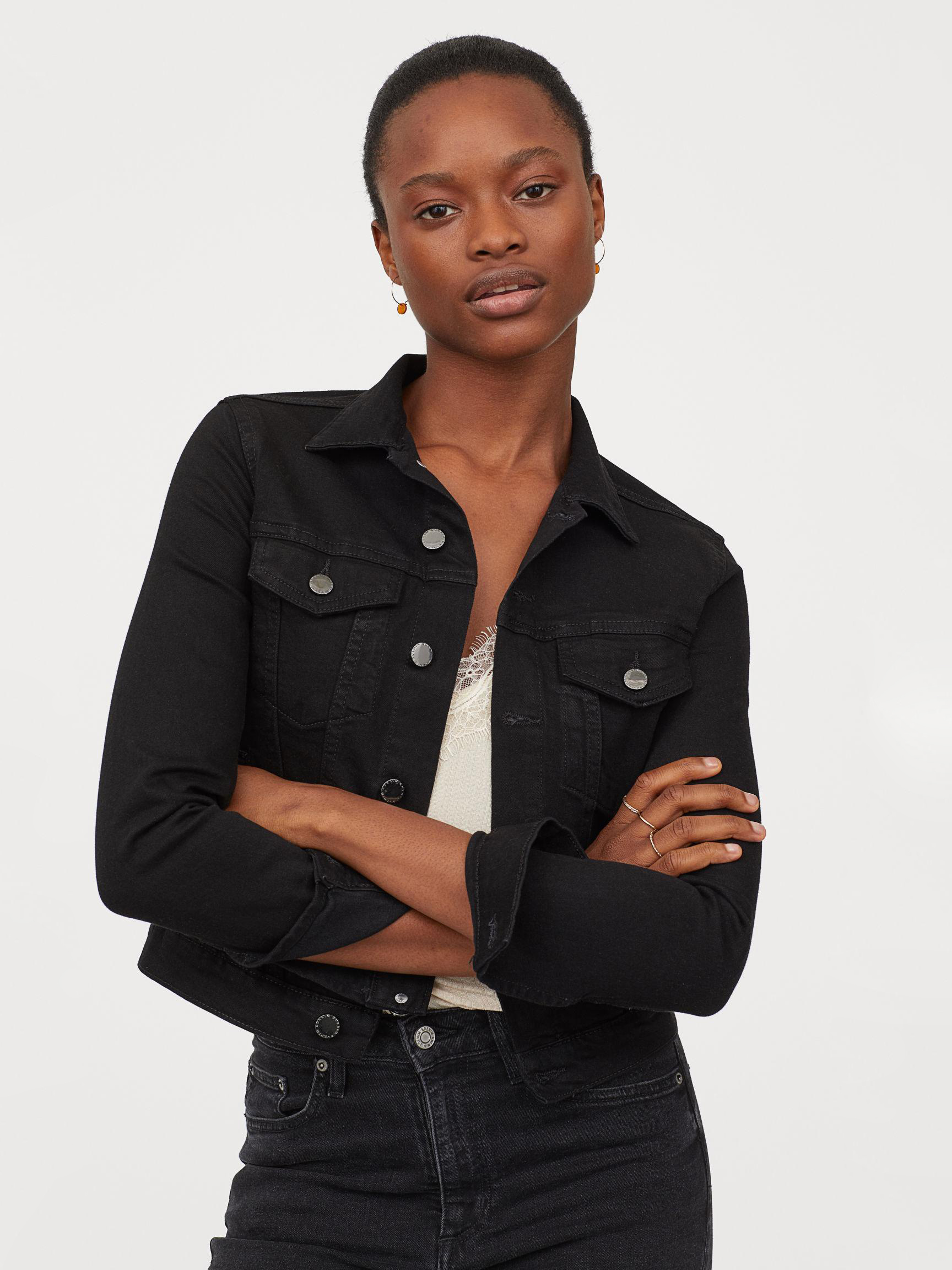 

Джинсовая куртка H&M 3990610-AAAD 38 Черная