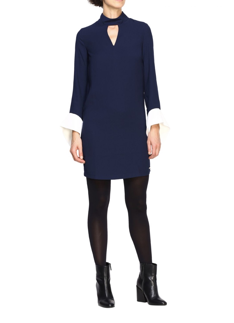 

Платье Armani Exchange 46