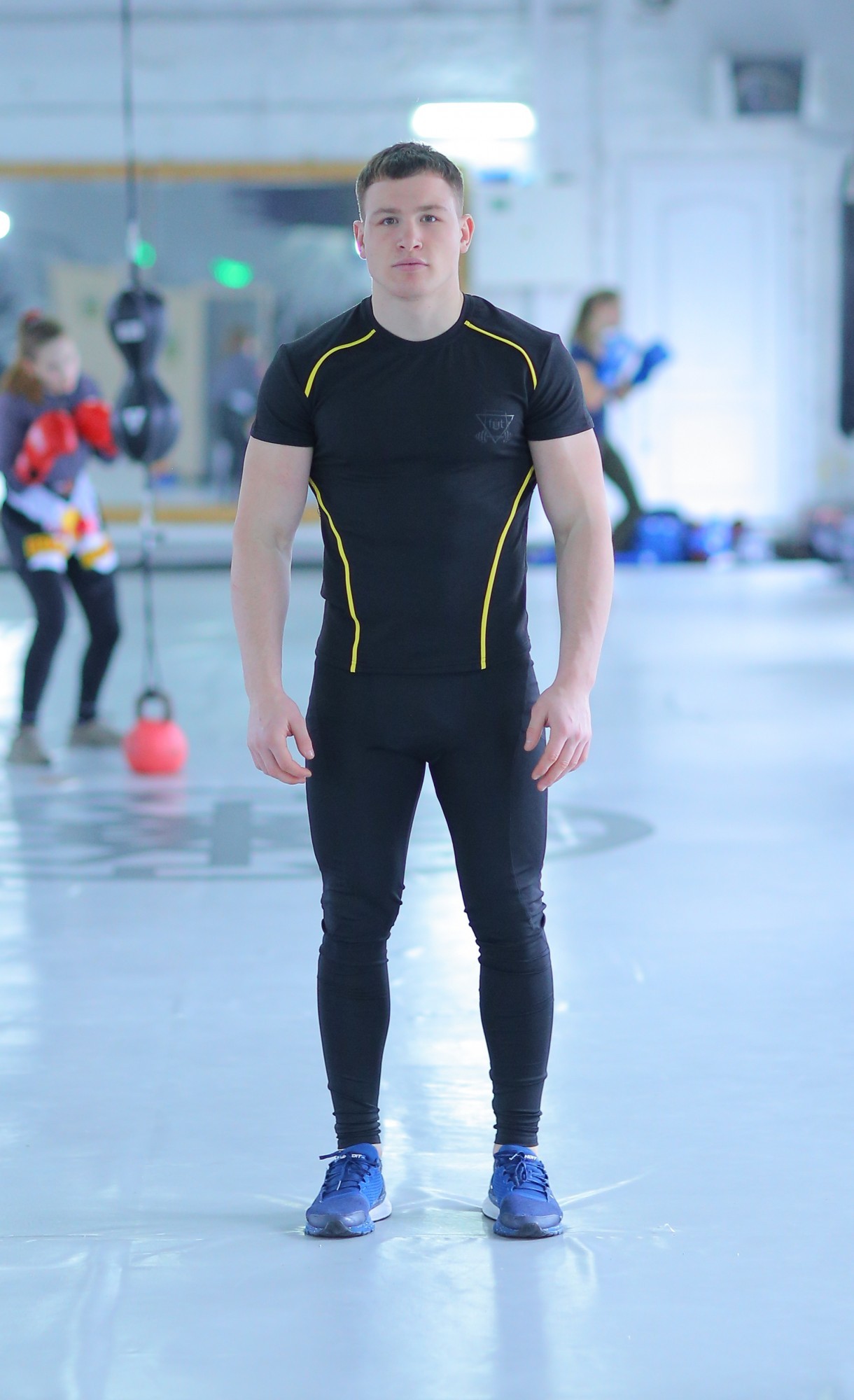 

Спортивная мужская футболка Glory black FitU XL Черная