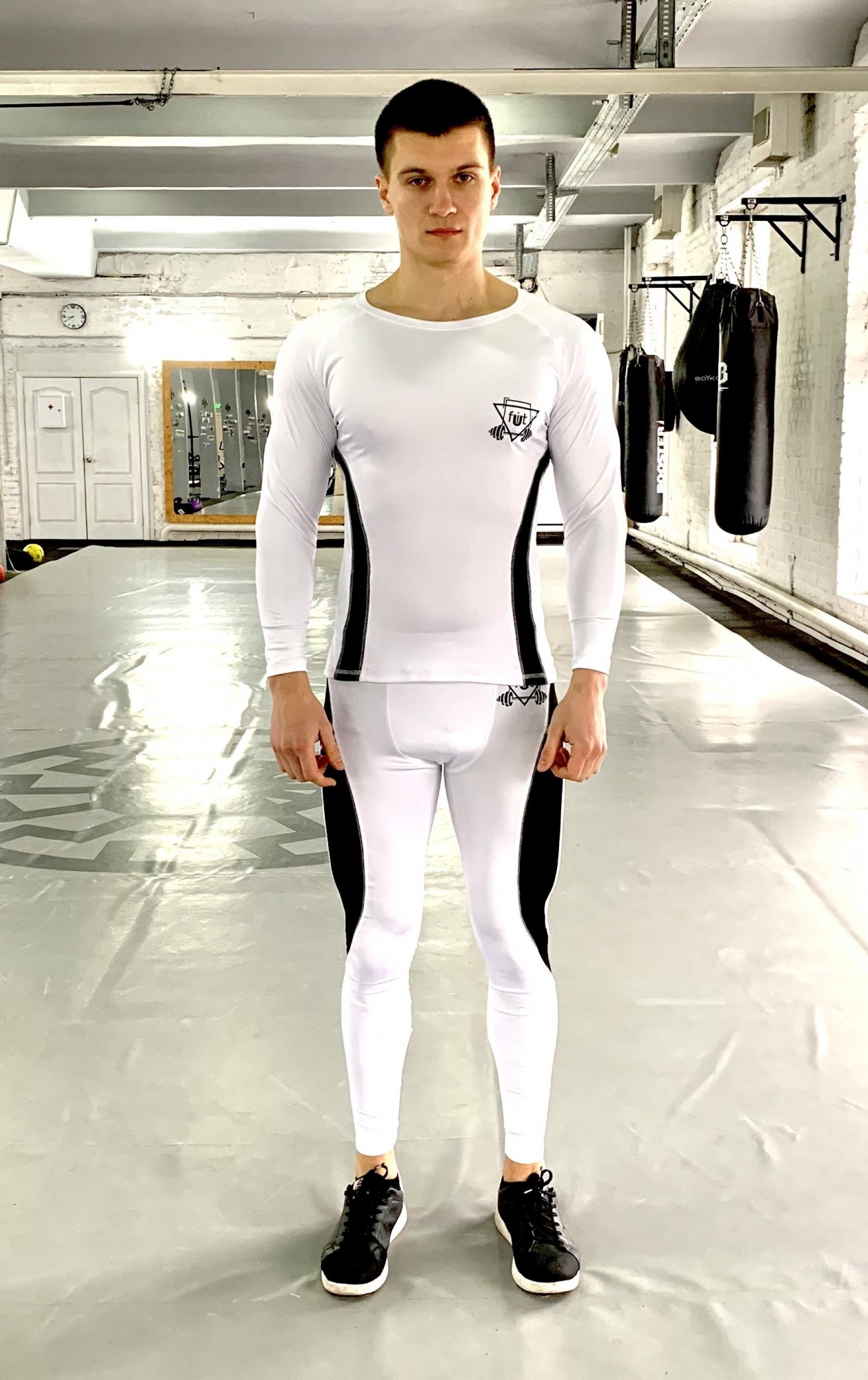 

Тайтсы компрессионные мужские Wave b-white FitU XL Белый