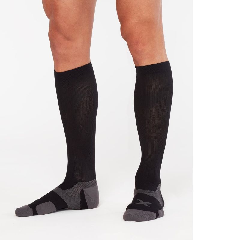

Компрессионные гетры Vectr Cushion 2XU UA5156e (чёрный / серый) L2
