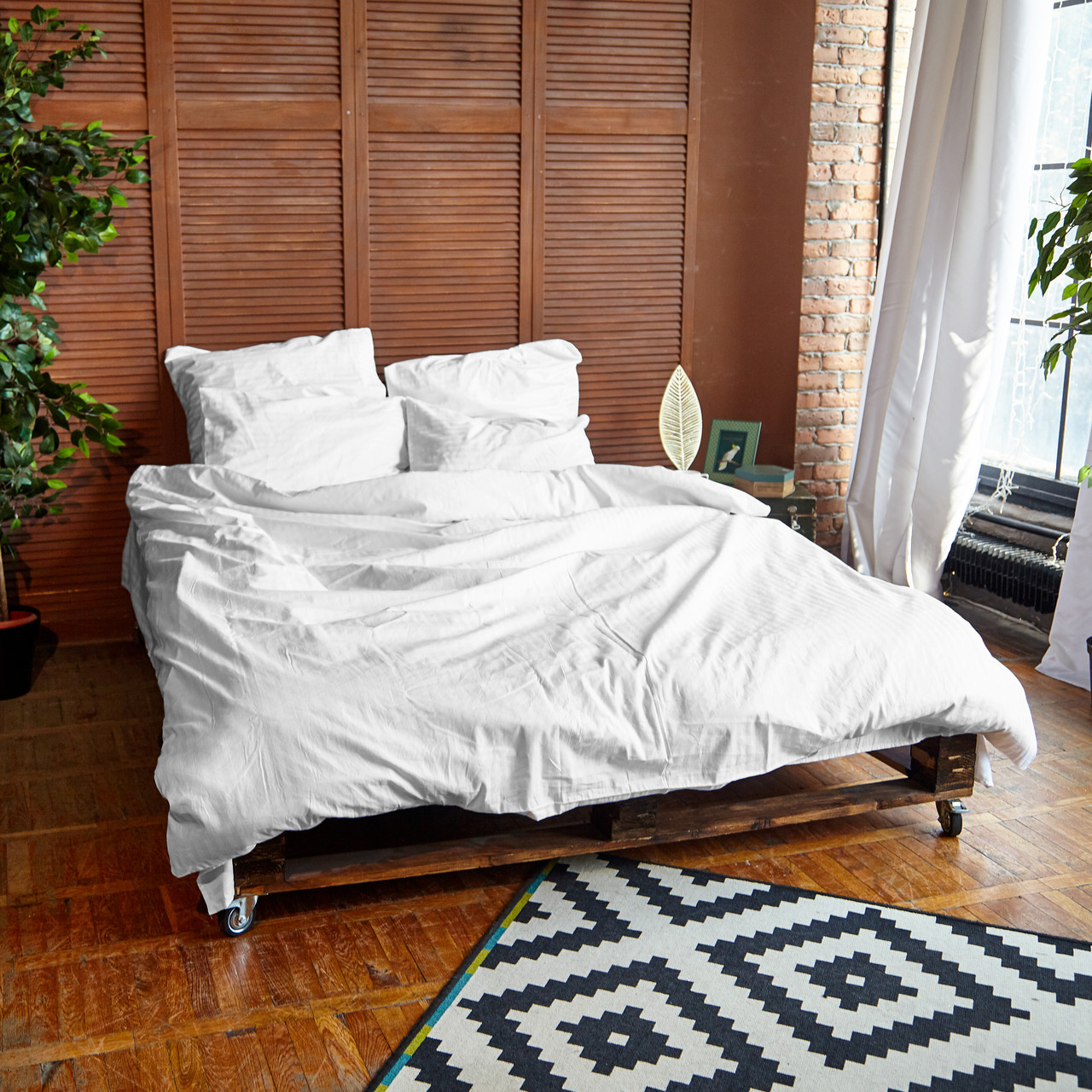

Комплект взрослого постельного белья Сноу Страйп ТМ DS Home Line H02S Семейный