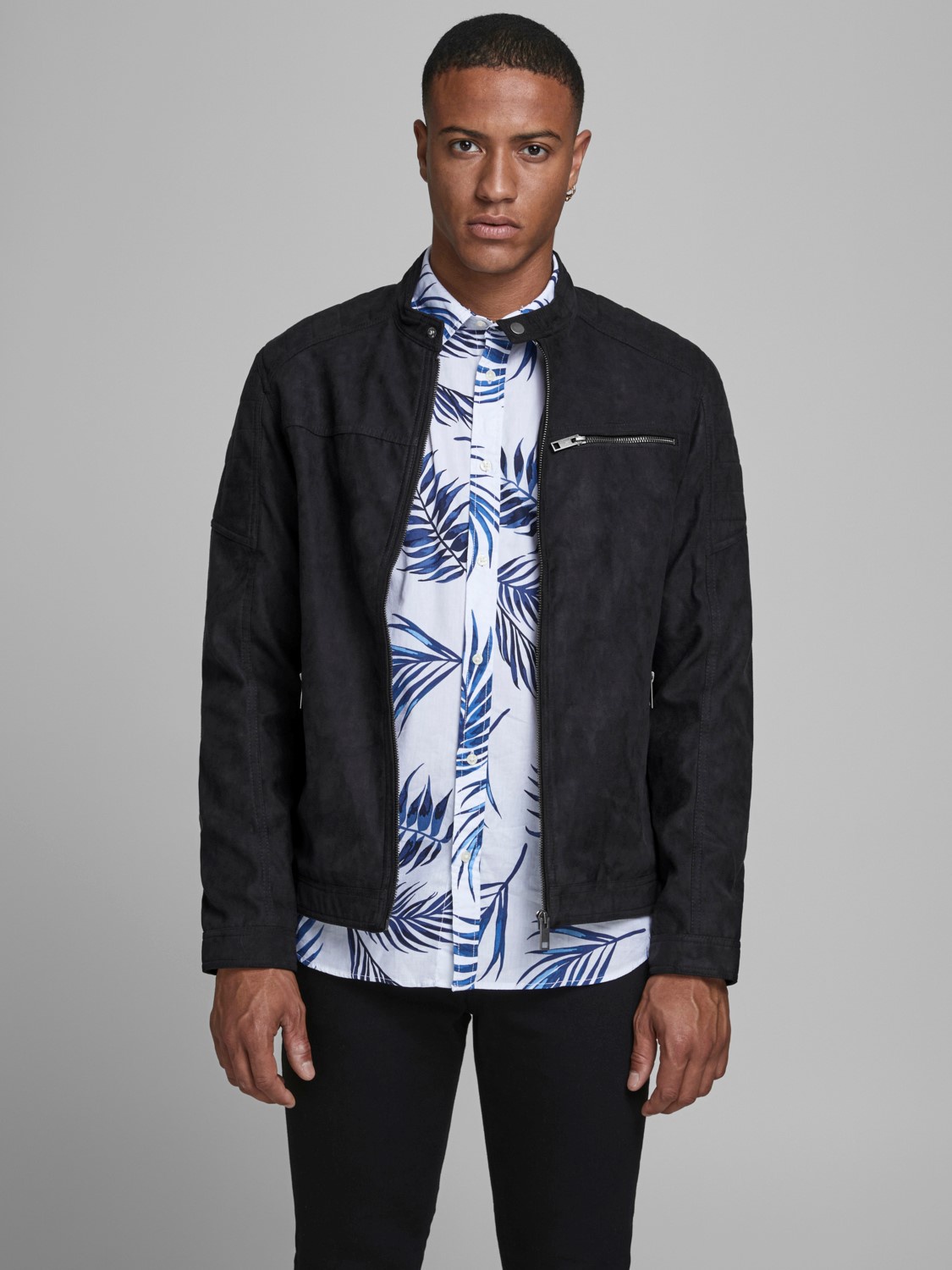 

Куртка Jack & Jones 12147218-47952 M Jet Black