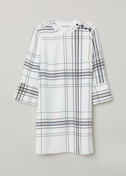 

Платье H&M XS белое (1095-382)