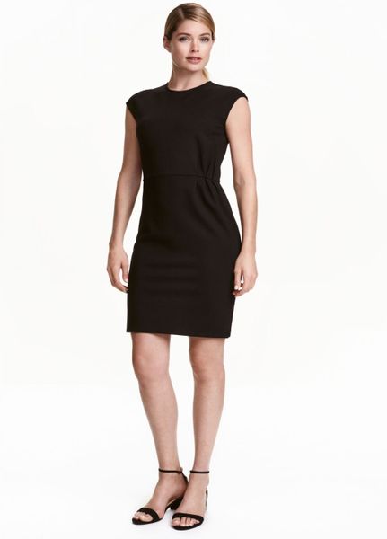 

Платье H&M M черное (1090-977)