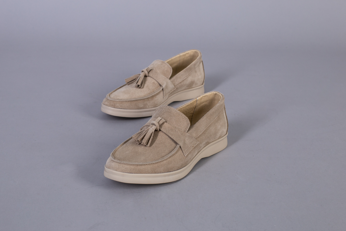 

Лофери замшеві LuxuryShoes 5240-2/39 Пісочний