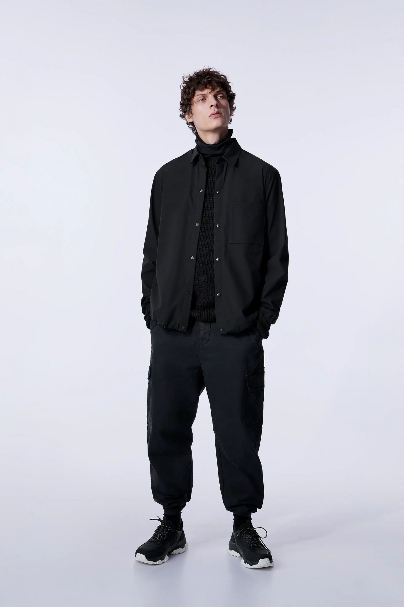 

Рубашка Zara черная однотонная L (0701 401 800)
