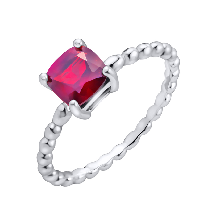 

Серебряное кольцо с гранатом 000103101 17.5 размера