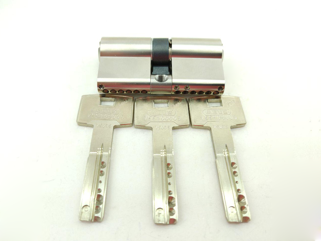 

Цилиндр Abus Vela 1000 MX 90 мм (45х45) ключ/ключ