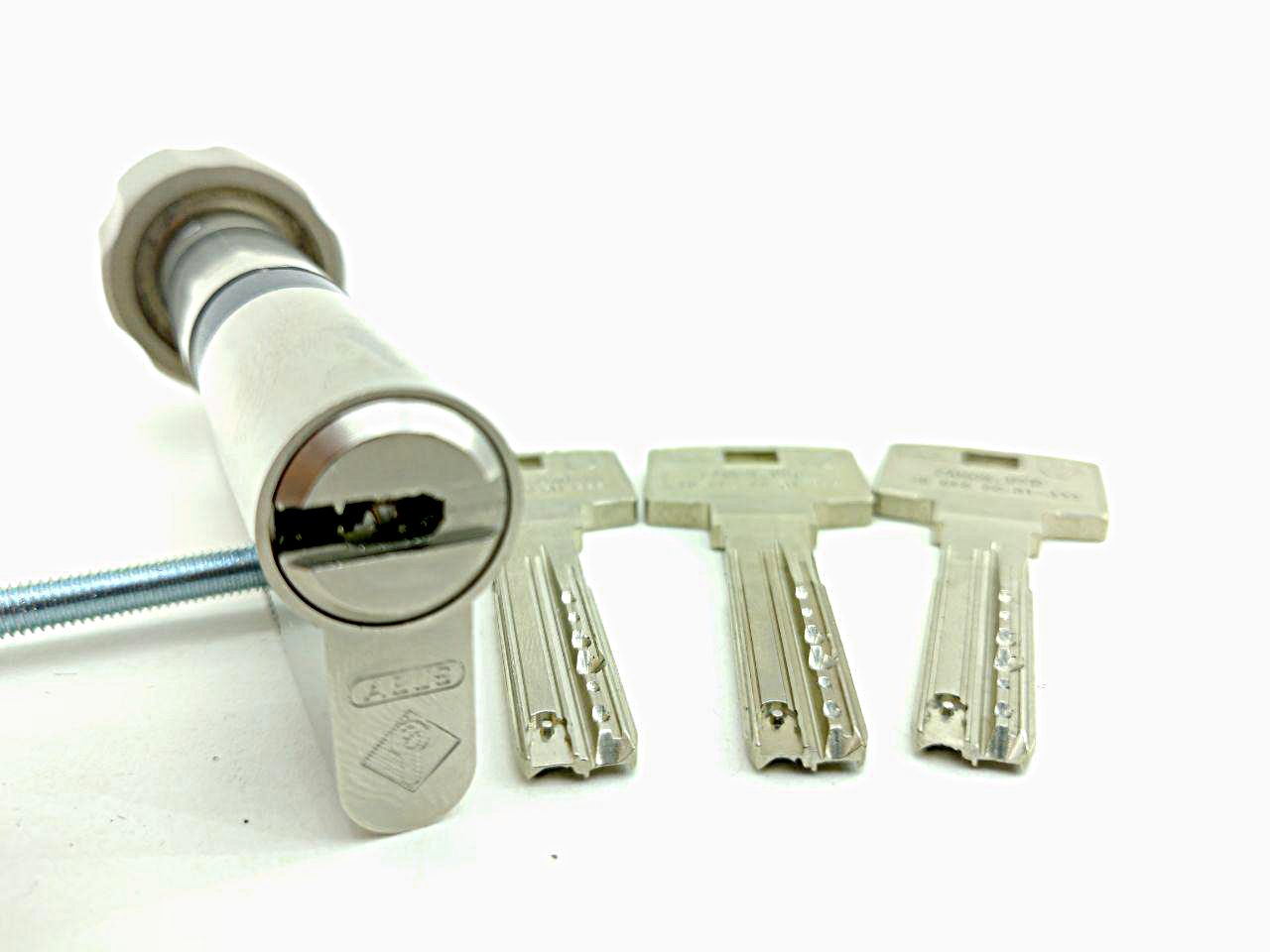 

Цилиндр Abus Bravus 1000 MX 60 мм (30х30T) ключ/тумблер