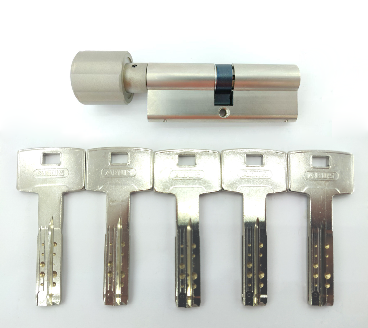 

Цилиндр Abus Compact M12R 115 мм (70х45T) ключ/тумблер