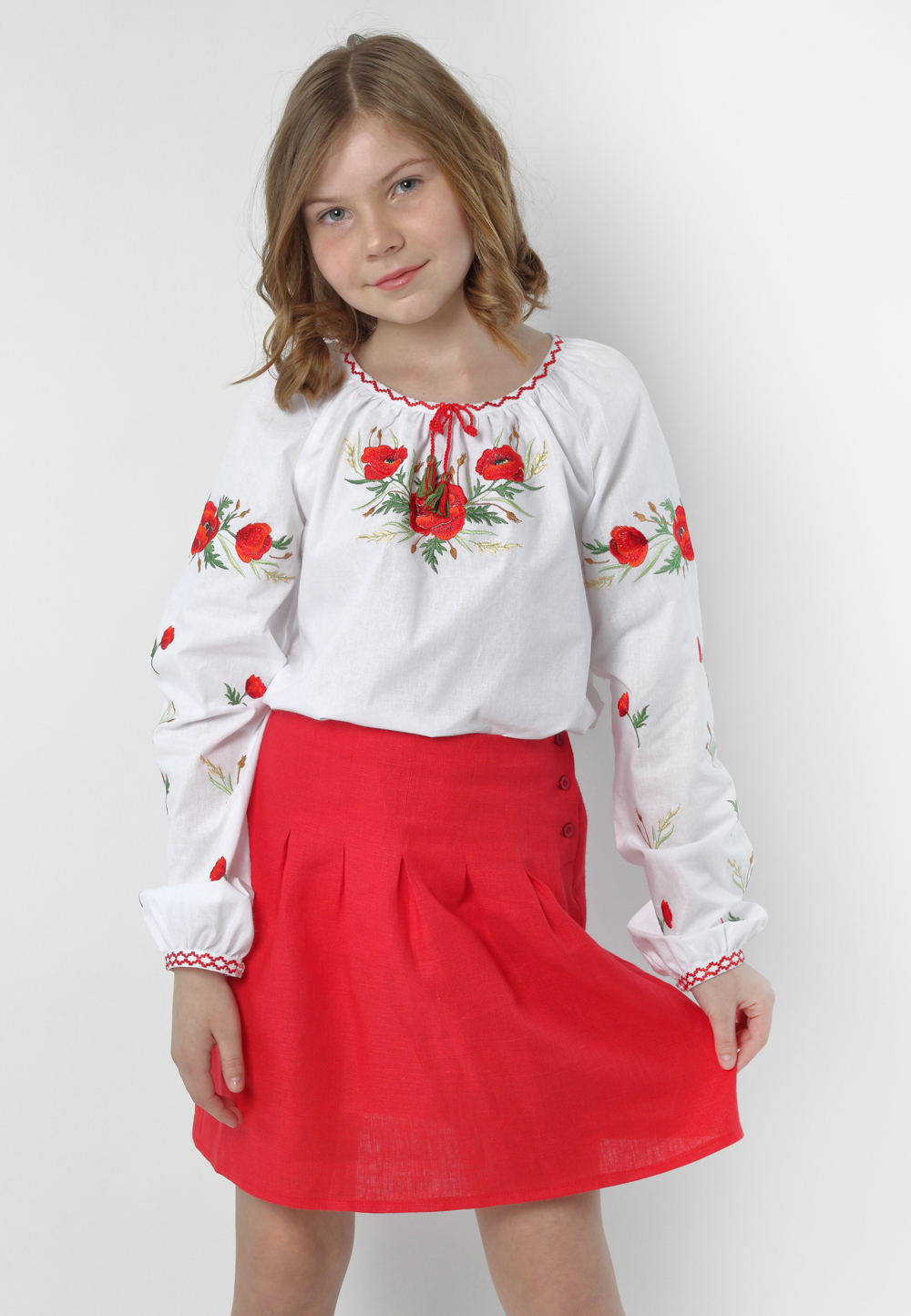 

Вишиванка для дівчинки "Маки" розм.134 мод.33331
