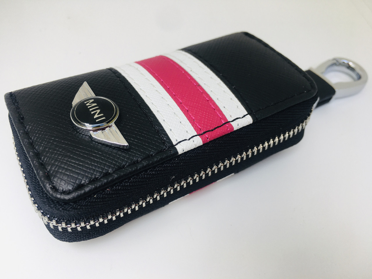 

Ключница для авто KeyHolder Prestige Car MINI Черно-белая с красным
