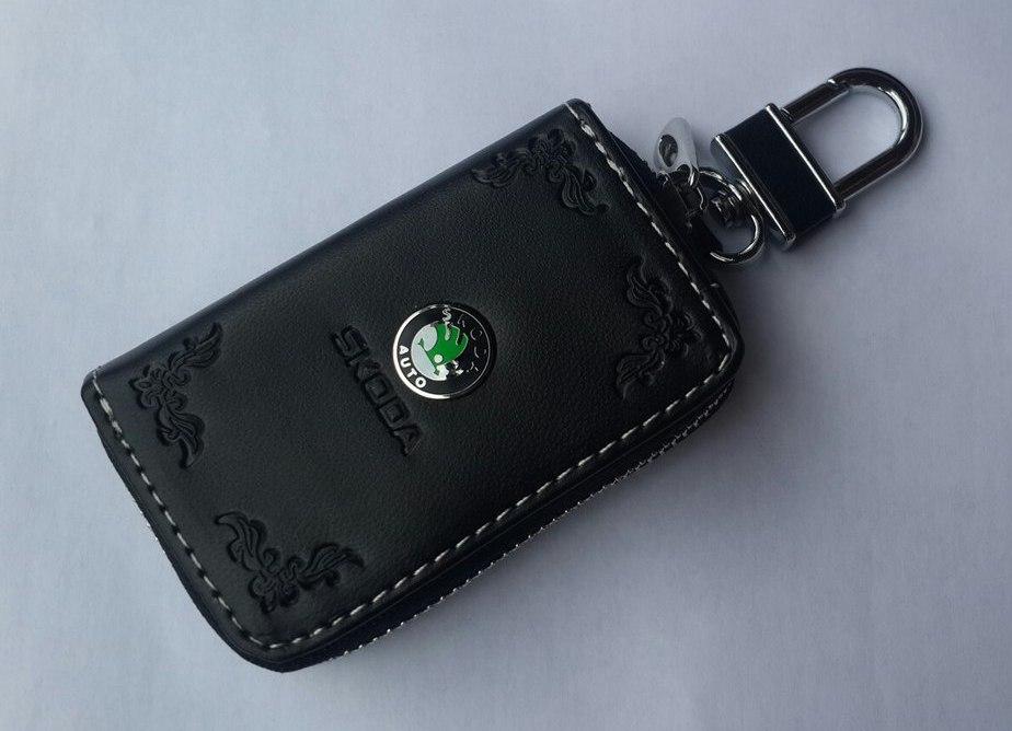 

Ключница для авто KeyHolder Premium SKODA Черная