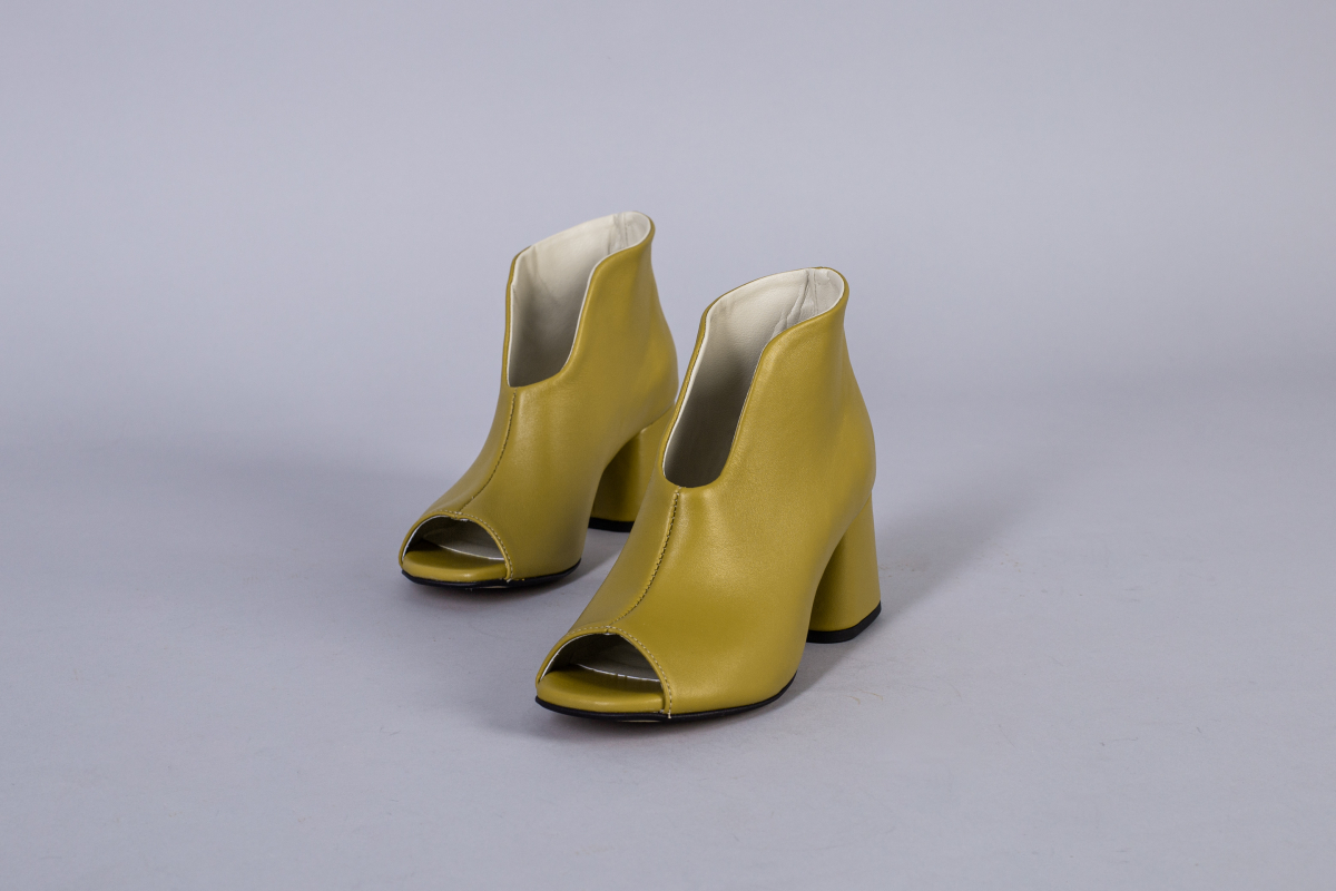 

Ботильйони жіночі шкіряні LuxuryShoes 8934-2/37 Оливковий