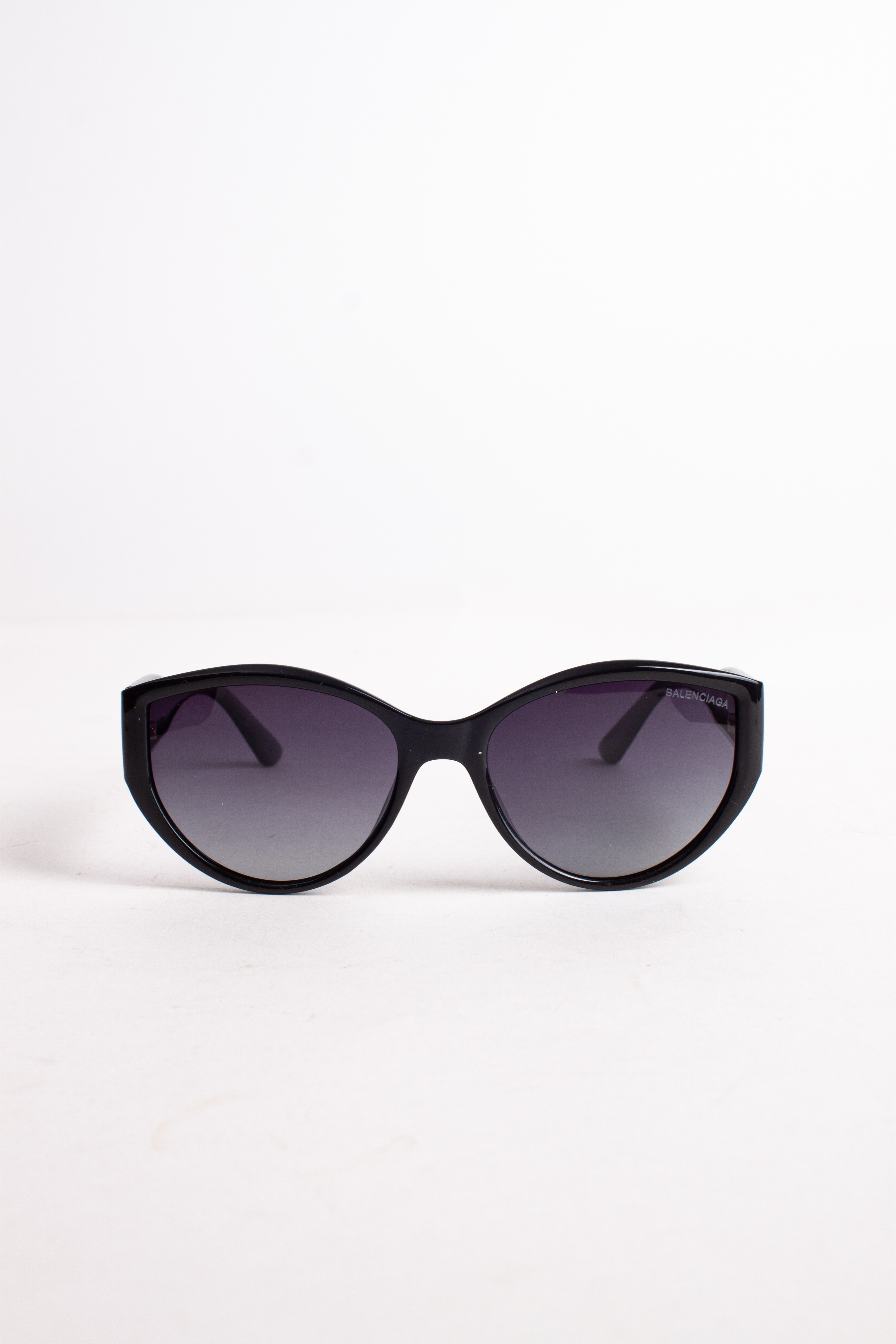 

Солнцезащитные FAMO Очки солнцезащитные 2125 черные 14*5 (2125)