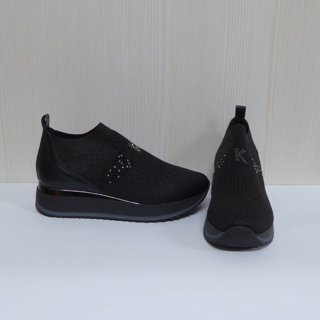 

Кросівки Kelton 37 Чорні 3725