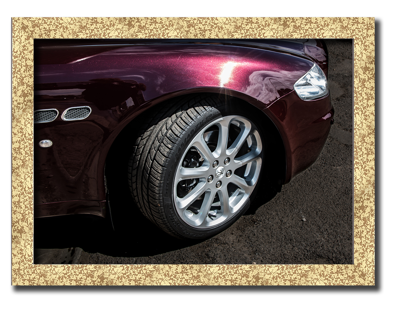 

Golden frame картина на файн-арт бумаге Maserati Quattroporte спортивный седан Hotel Arizona HD 31 см x 41 см