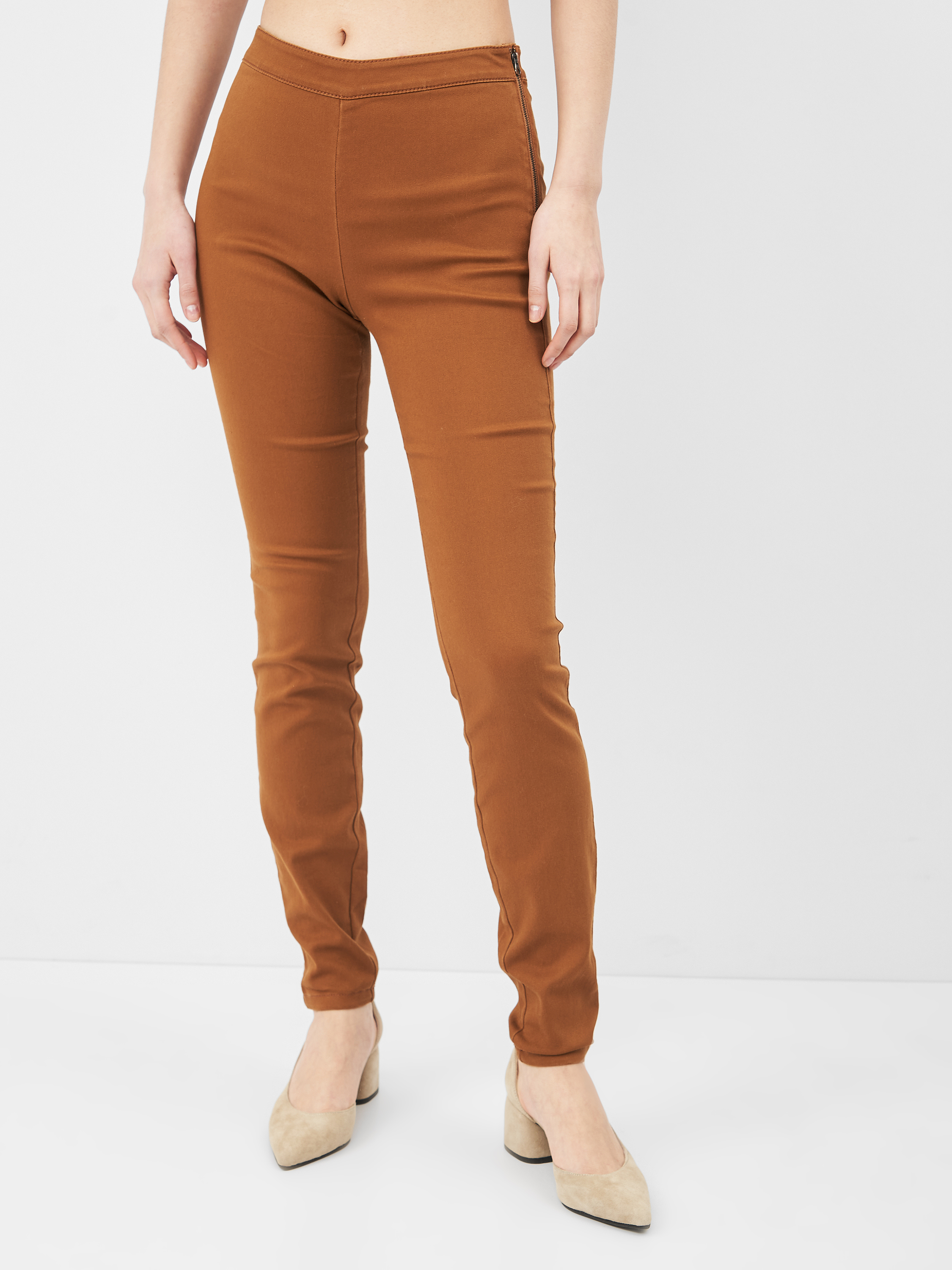 

Брюки H&M KK0312379 38 Коричневые