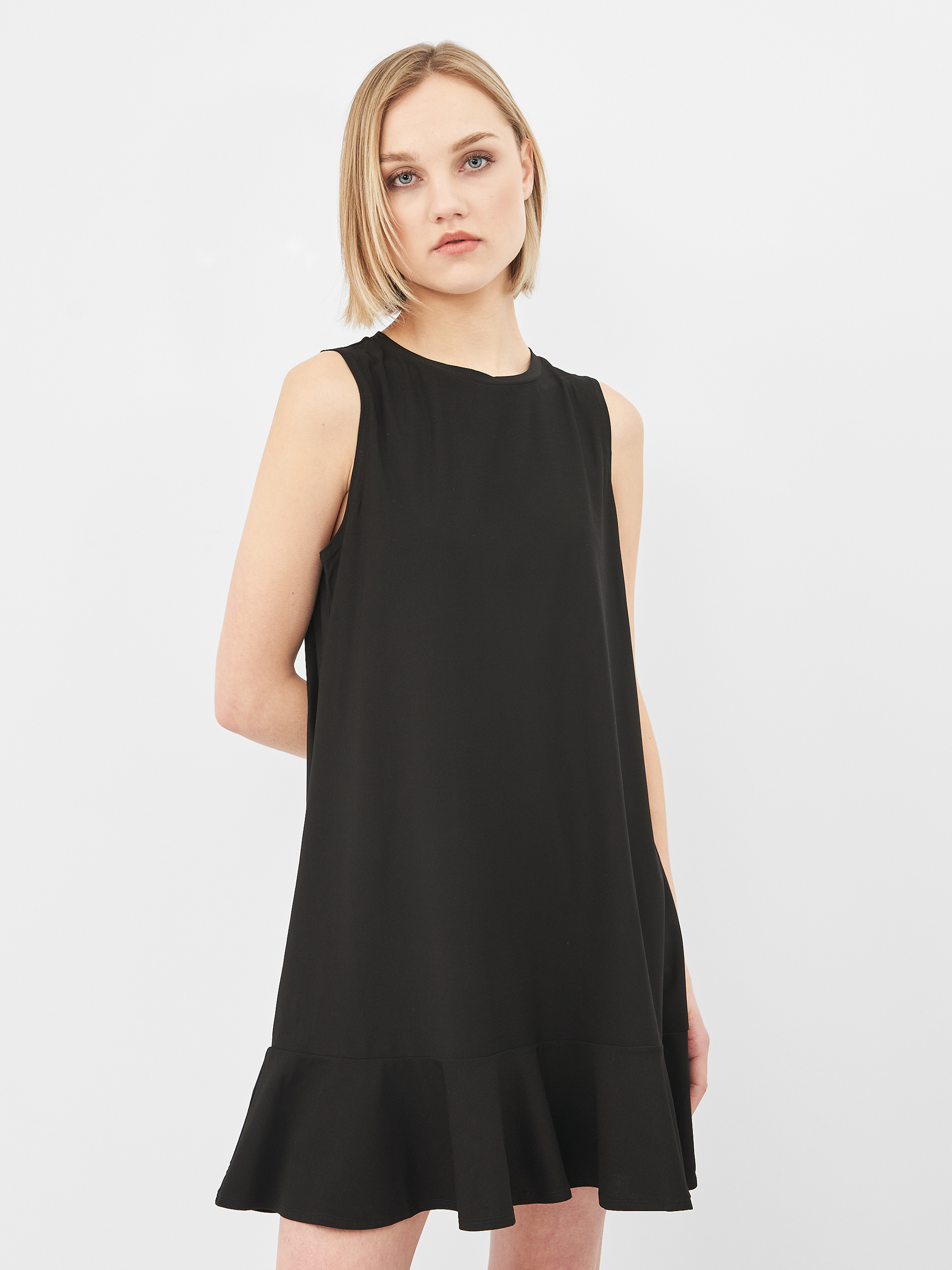 

Платье H&M KK7775001 M Черное