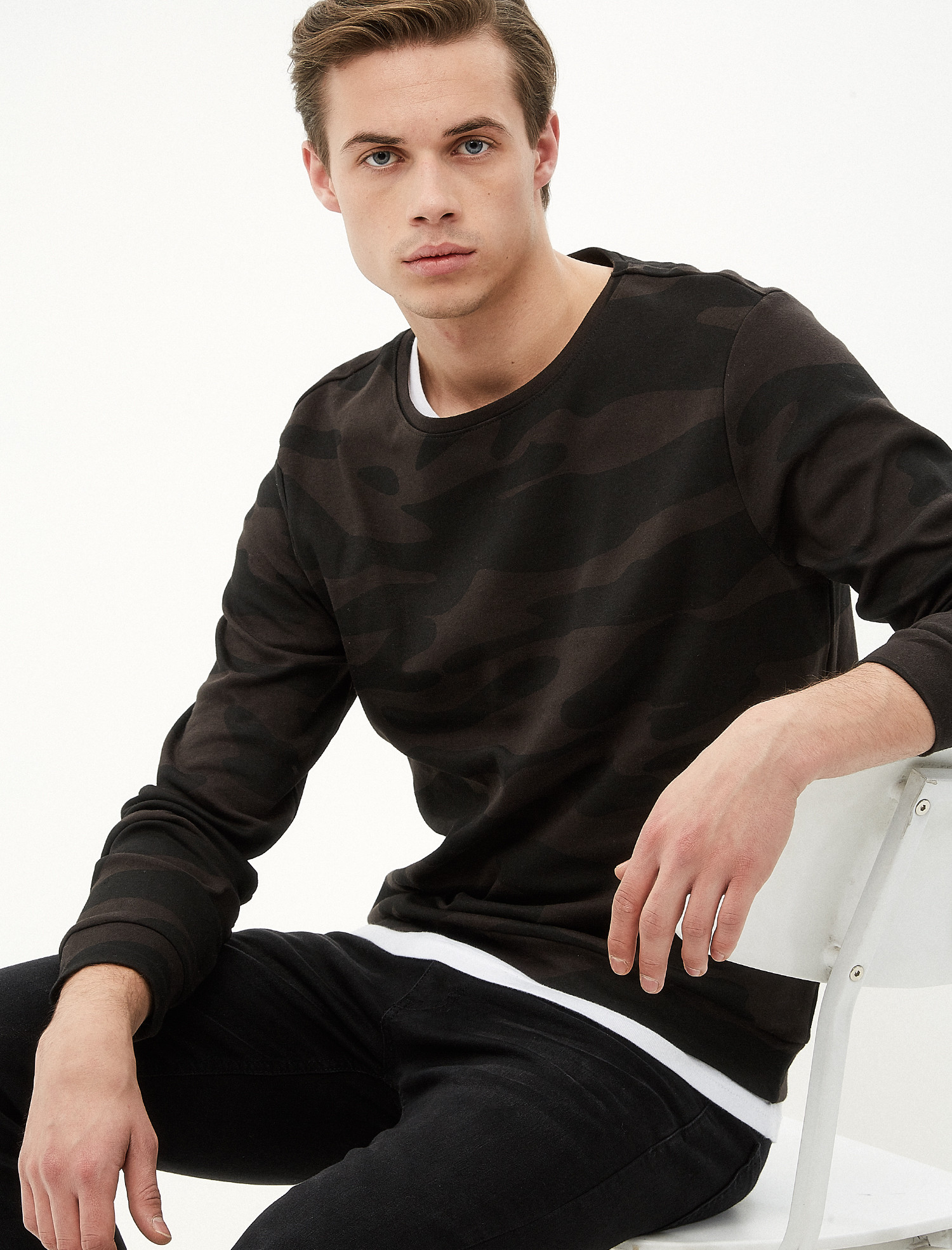 

Футболка Koton 7KAM14624OK-03I L Khaki Design