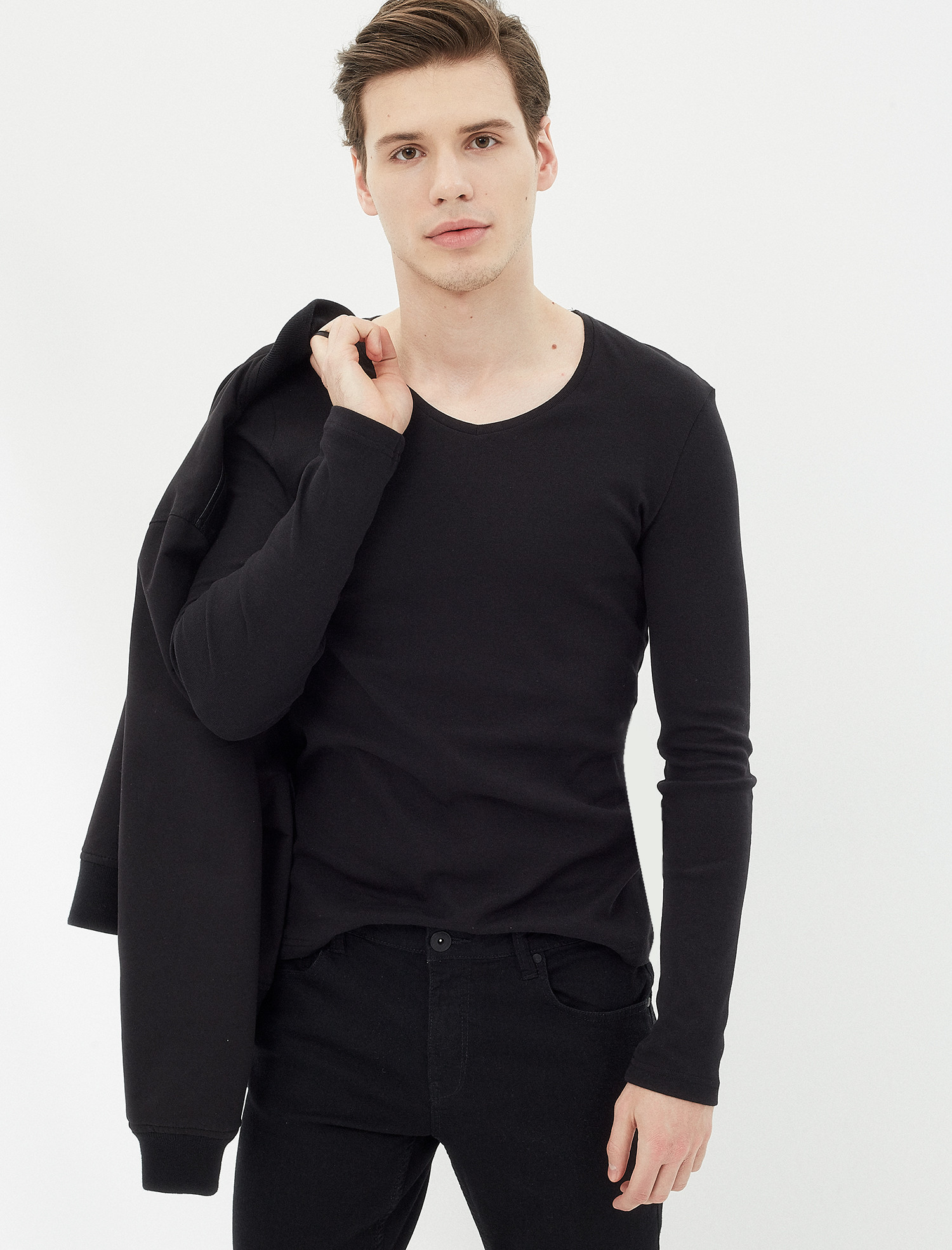 

Лонгслив Koton 7YAM12239LK-999 S Black