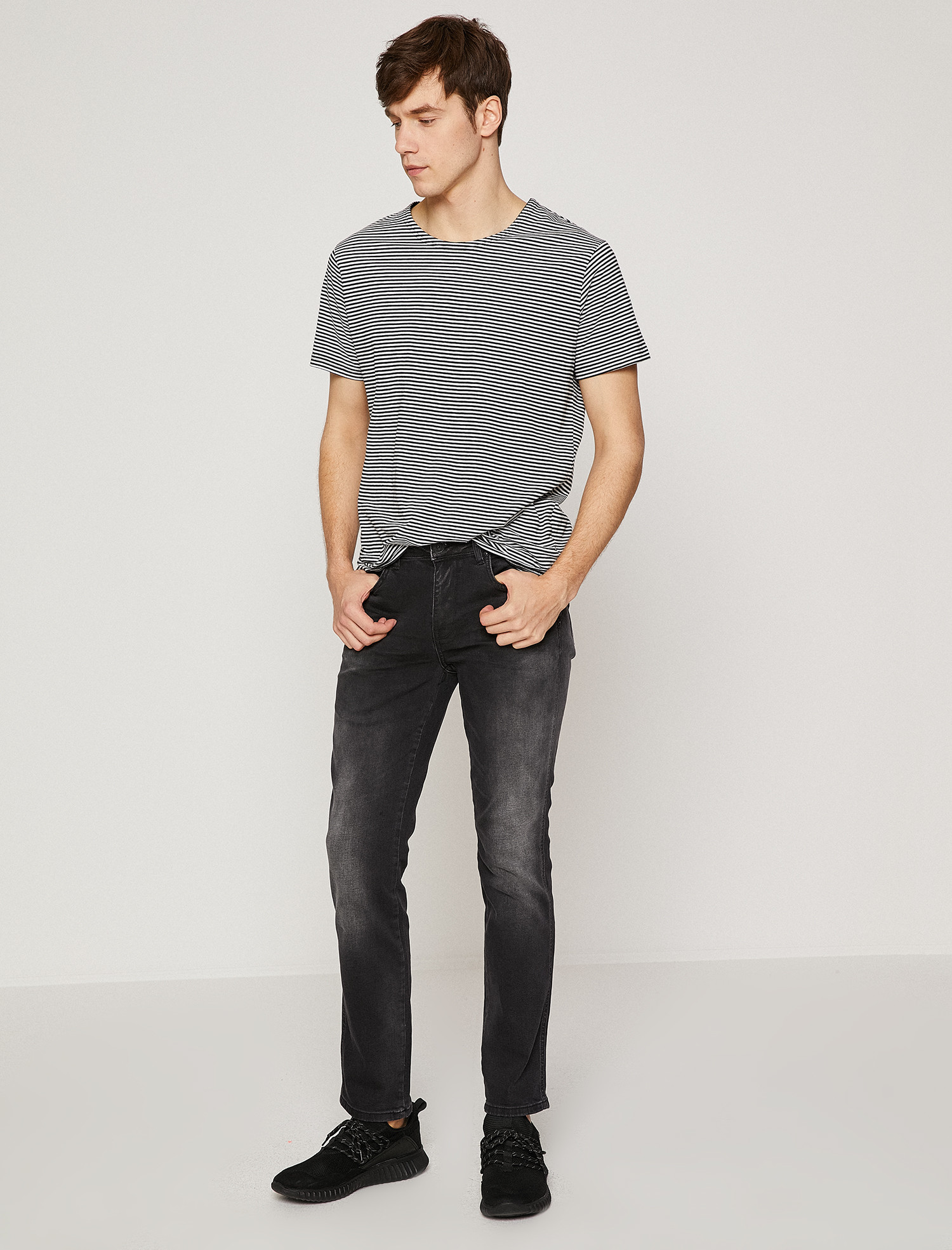 

Брюки Koton 8KAM43018LD-999 34-34 Black